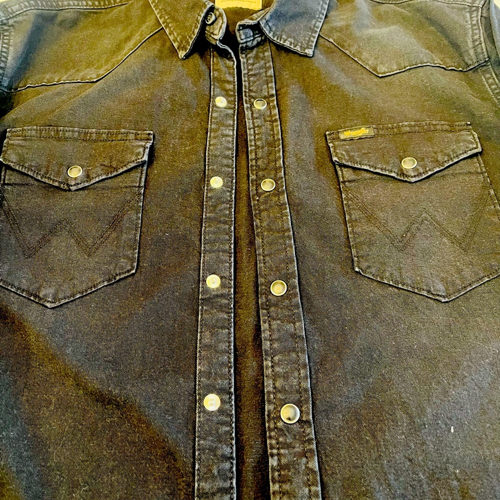 Wrangler new, without tags. Never worn